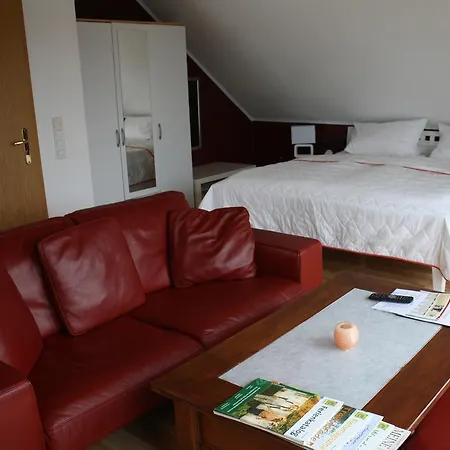 克莱默公寓 Ruber